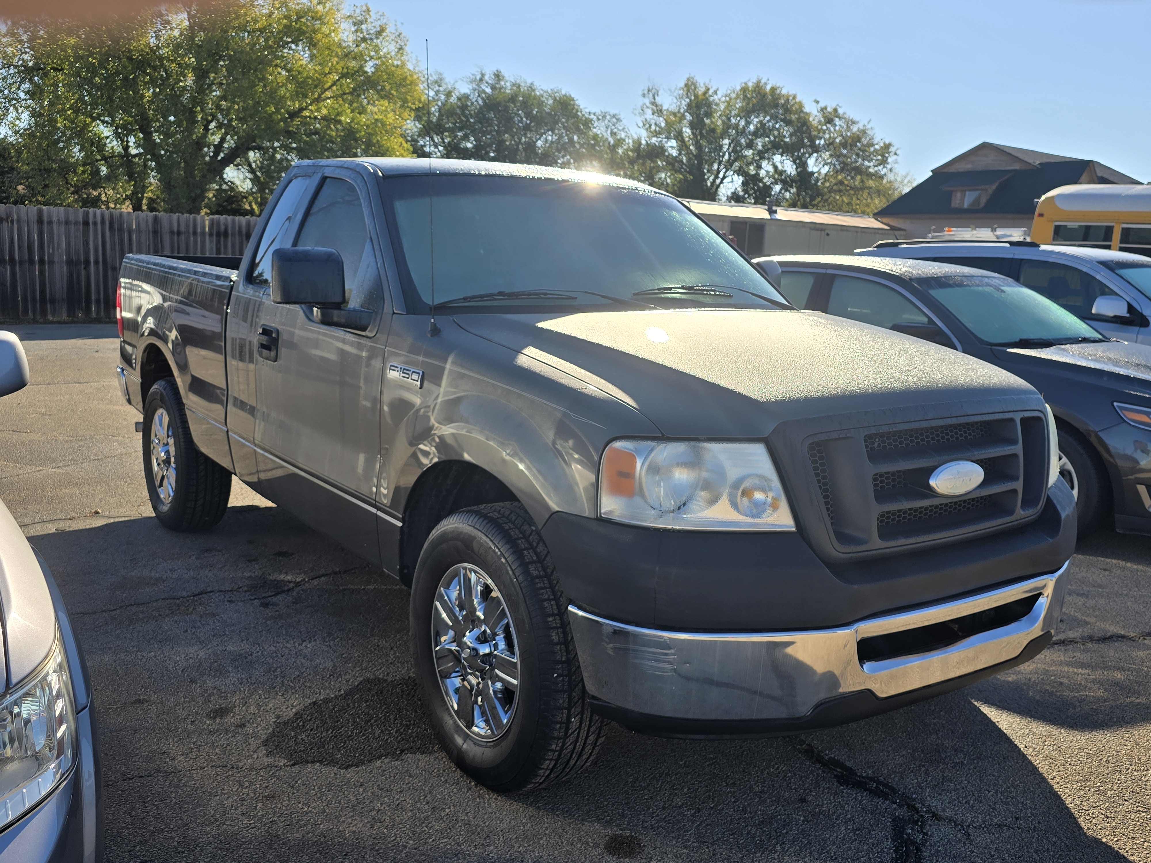 2006 Ford F-150 Reg Cab 126" XL