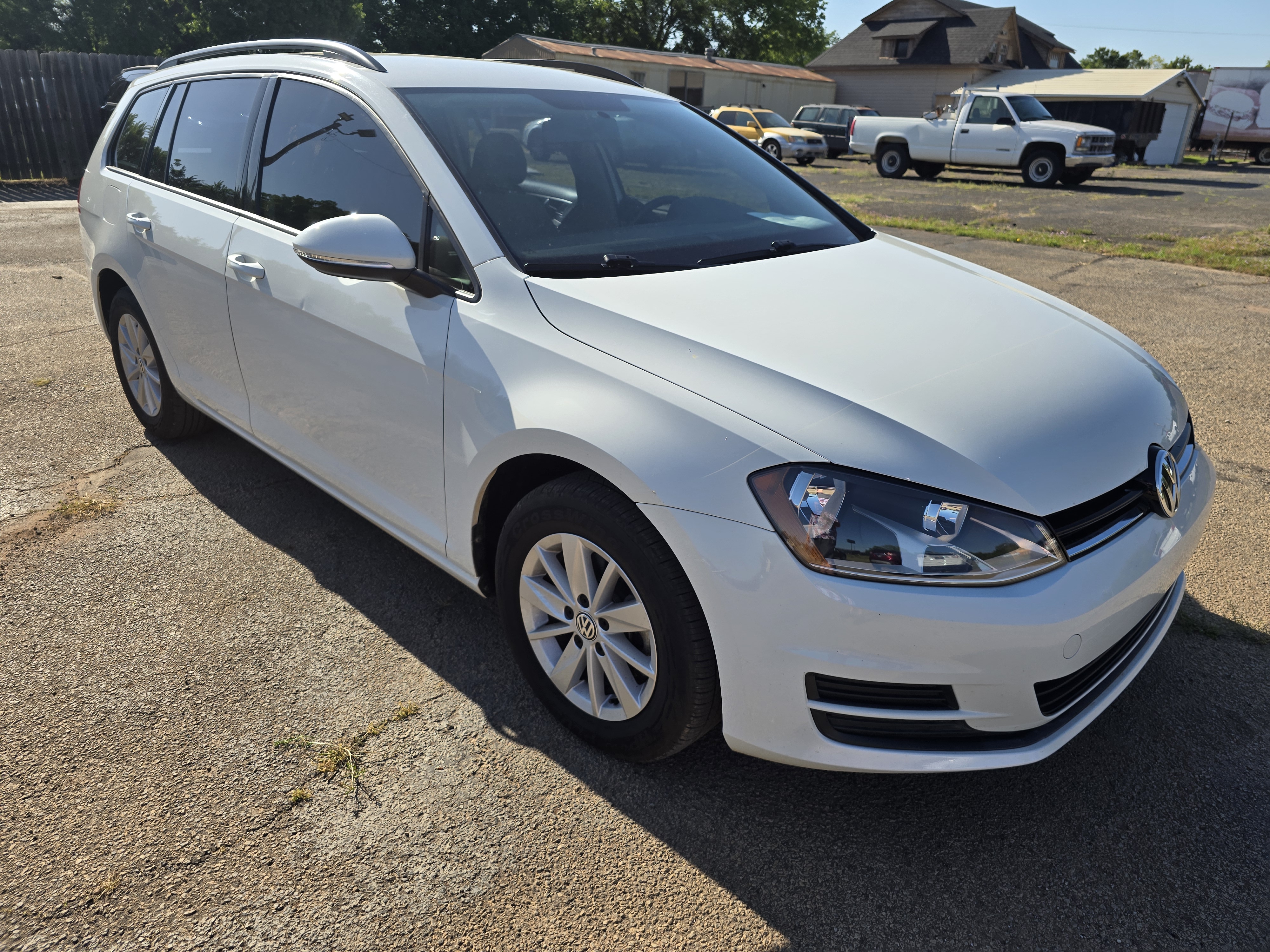 2016 Volkswagen Golf SportWagen 4dr Auto TSI S