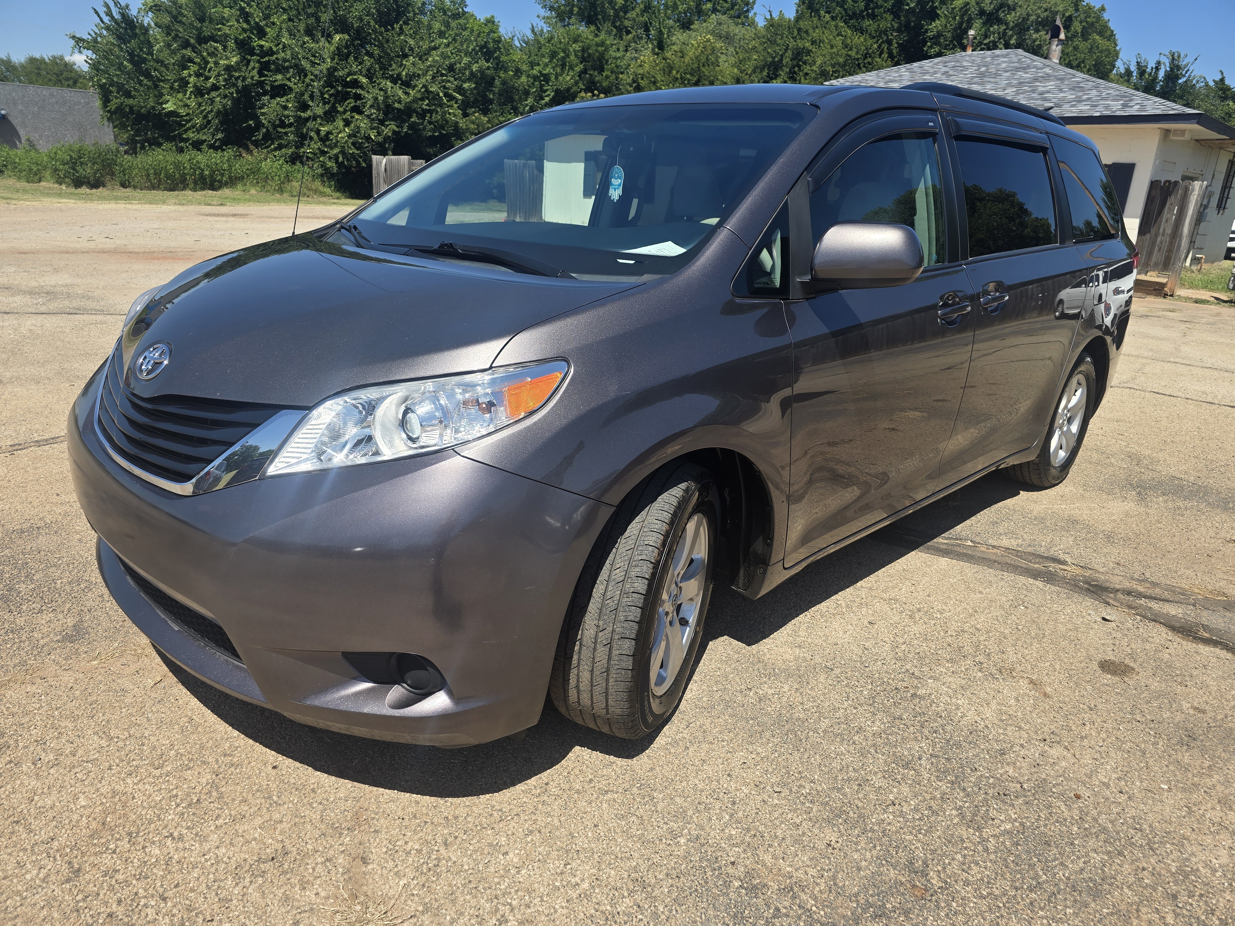 2014 SIENNA BASE; LIMITED