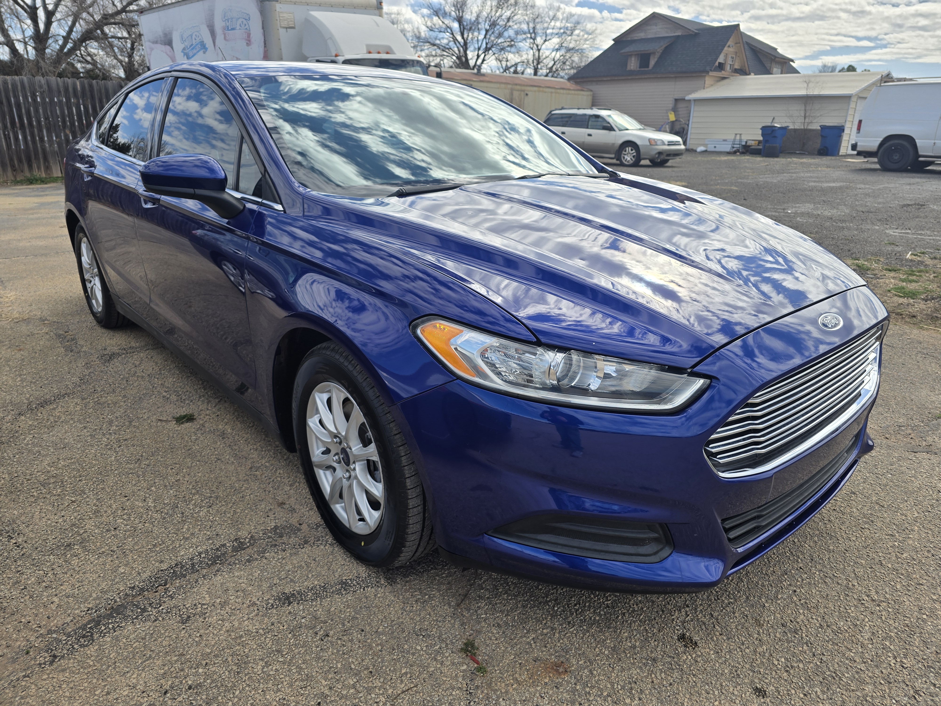 2016 Ford Fusion 4dr Sdn S FWD