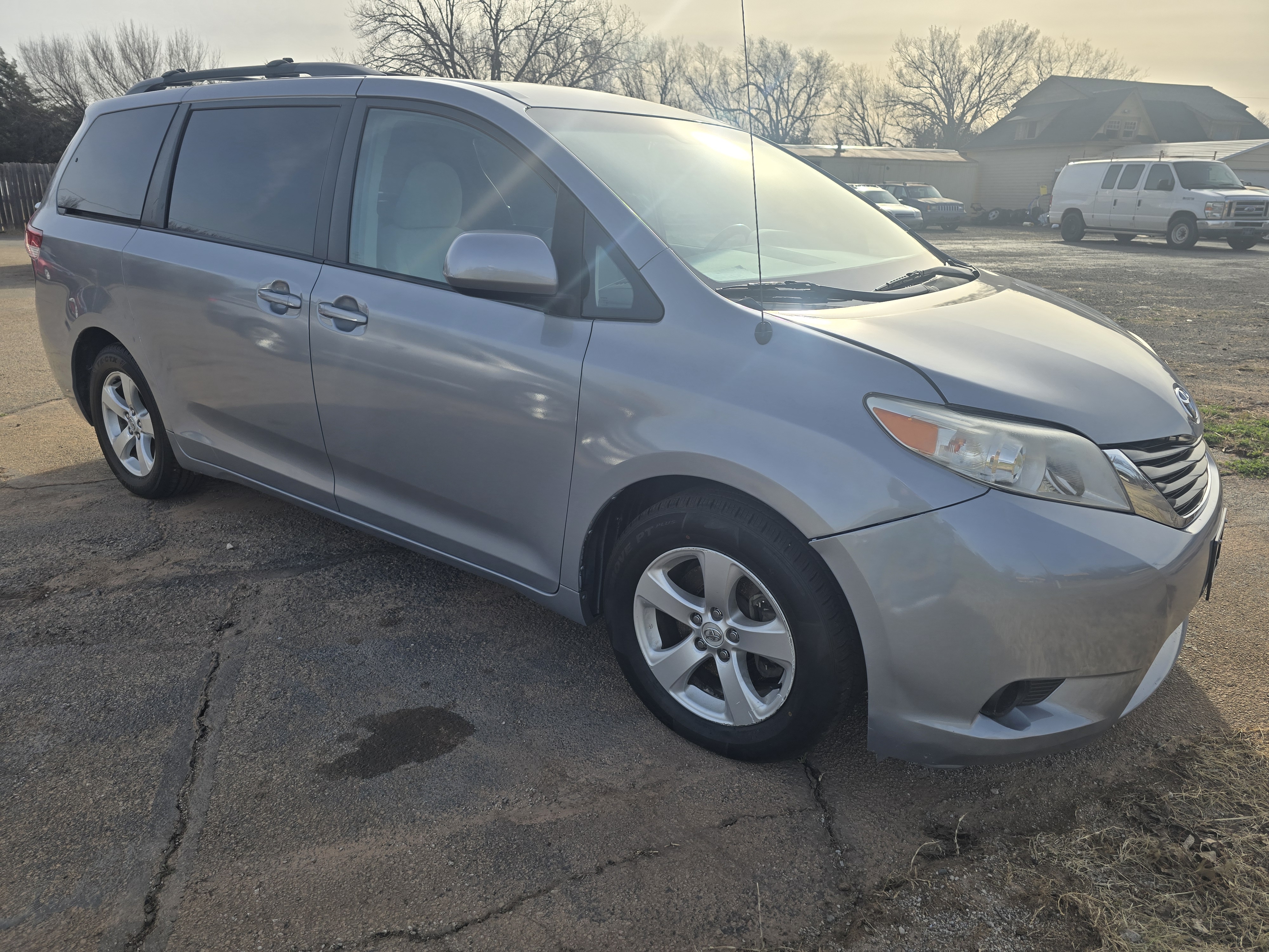 2011 Toyota Sienna 5dr 7-Pass Van V6