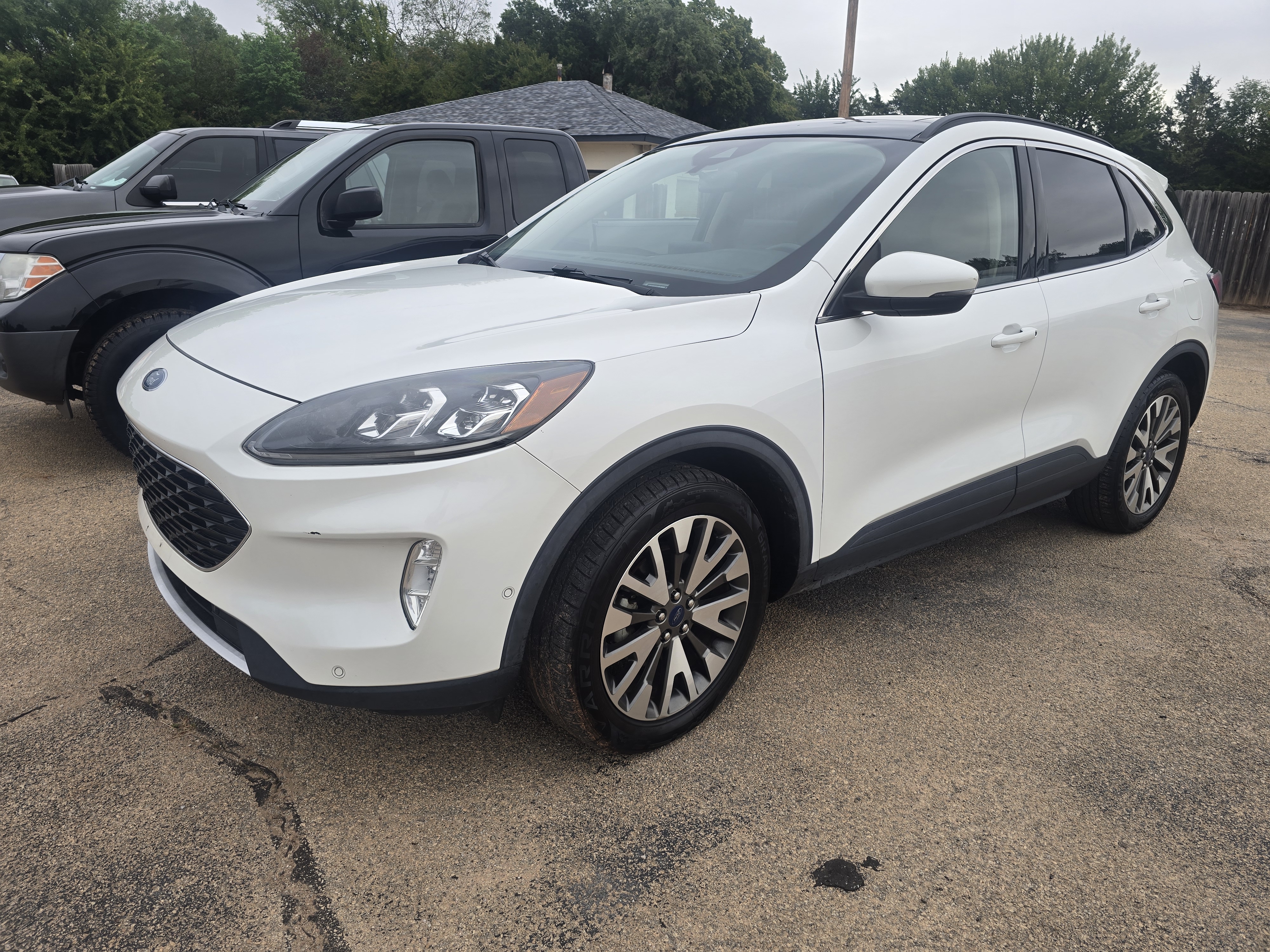 2020 Ford Escape Titanium AWD