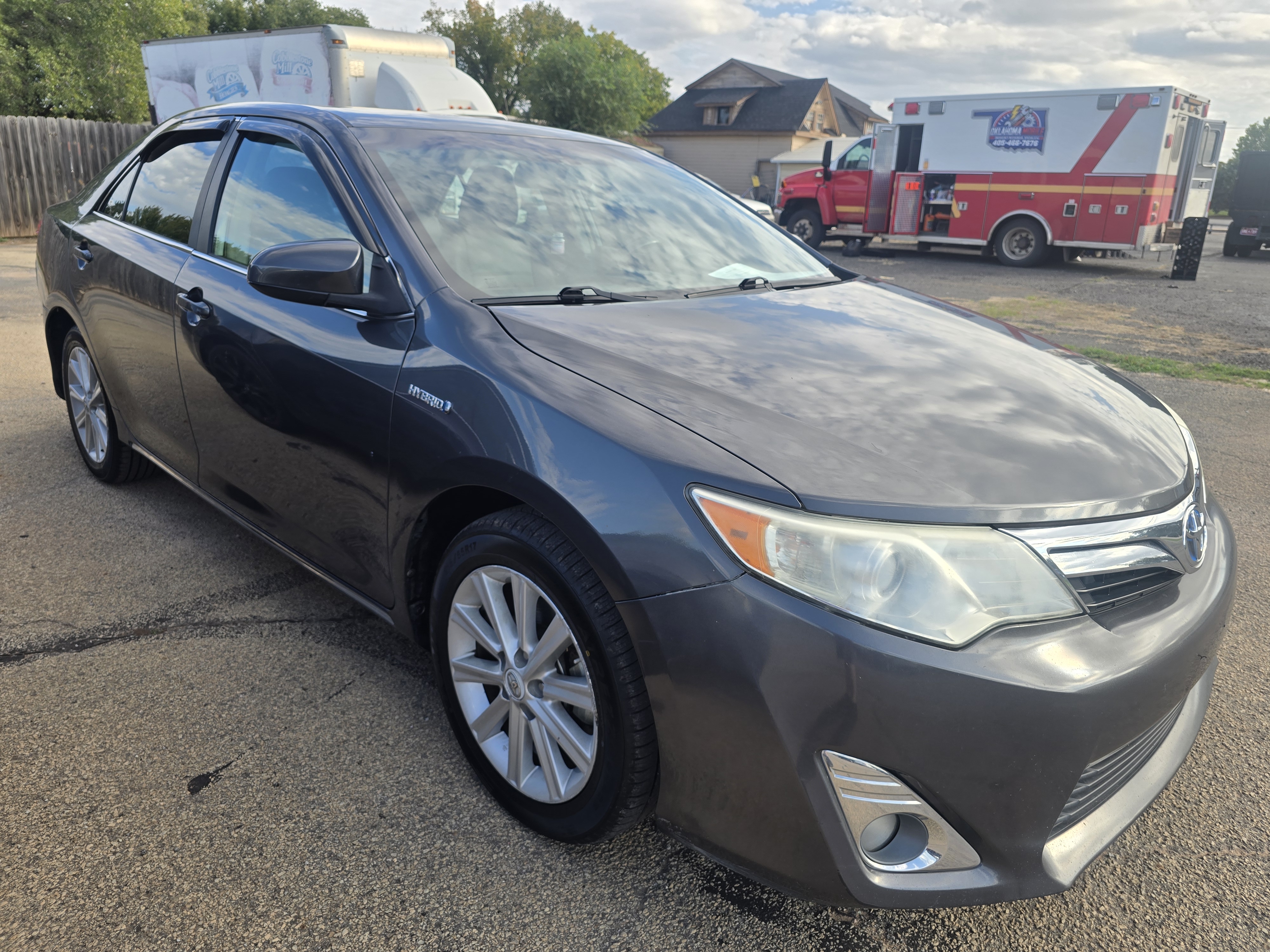 2012 Toyota Camry Hybrid 4dr Sdn XLE